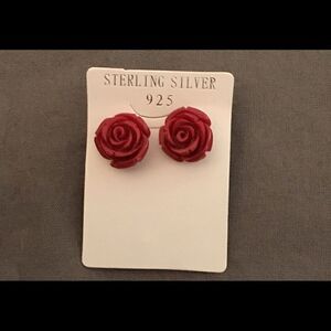 Gorgeous Detailed Ceramic Rose Stud Earrings .925